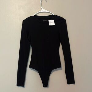 NWT American Eagle Long Sleeve Crewneck Bodysuit